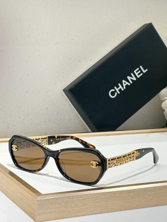 Picture of Chanel Sunglasses _SKUfw79164704fw